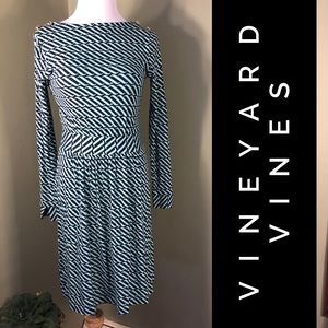XS Vineyard Vines longsleeved dress